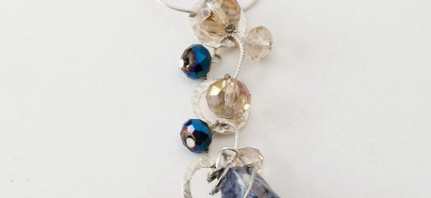 שרשרת כסף לתקשורת וחיזוק הביטחון