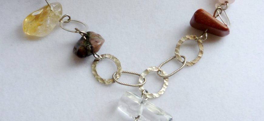 שרשרת אבני החושן וקמע